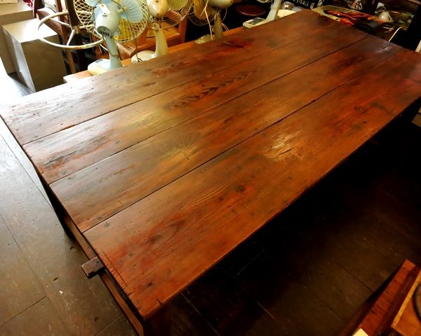 1820×900大きなテーブル